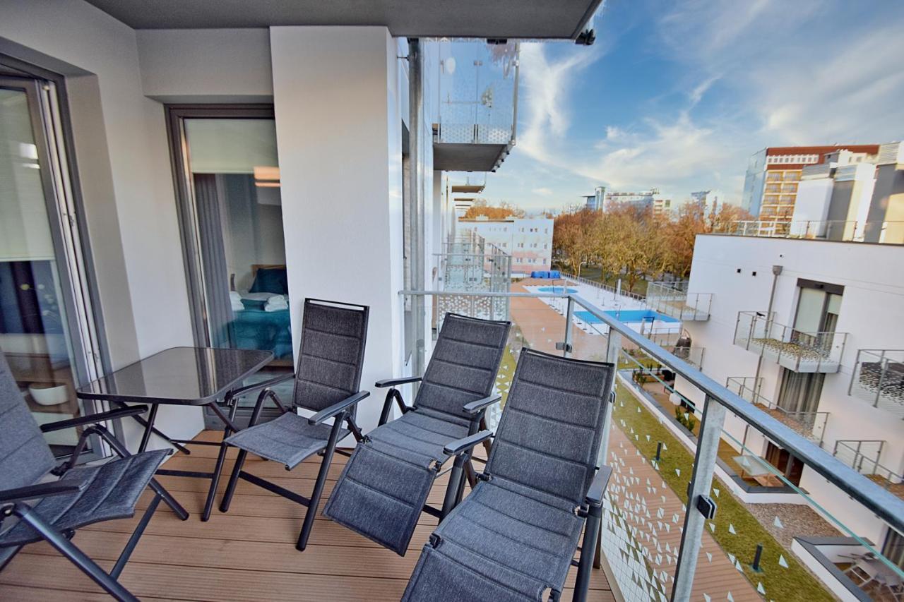 Apartament Nadmorskie Tarasy Spa Deluxe Kolobrzeg Exterior photo